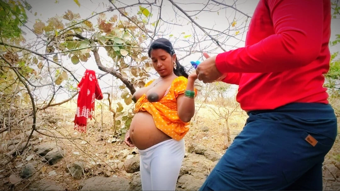 Younger desi dehati girl beautiful sex – New marriage couple outdoor forest jangle hot bhabhi sex hindi – desi xxx movie